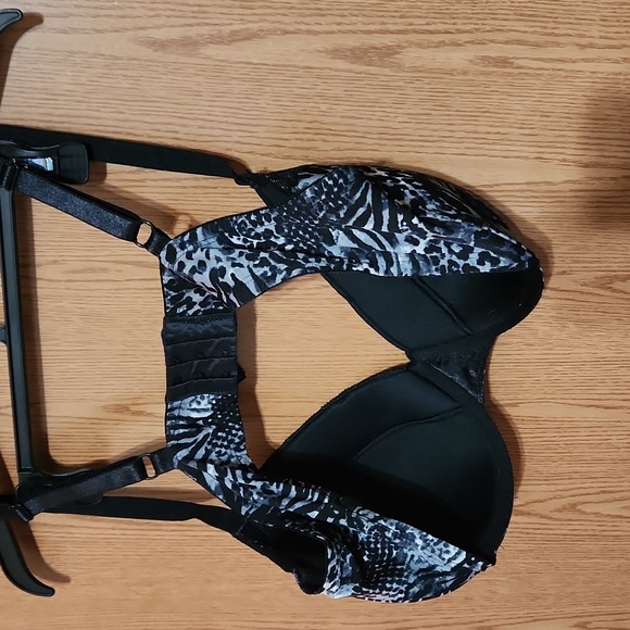 Bra - Picture 2 of 8